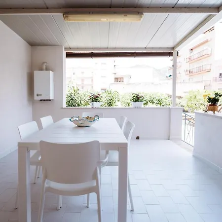 Apartment Angolo 31 *